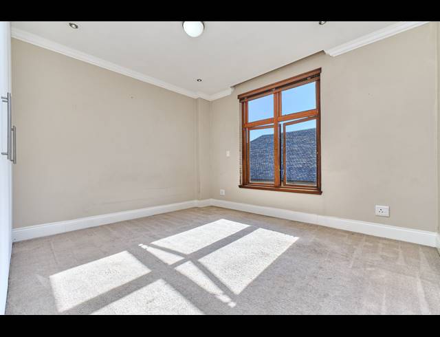 2 BEDROOM APARTMENT FOR SALE IN WATERFALL HILLS MATURE LIFESTYLE ESTATE